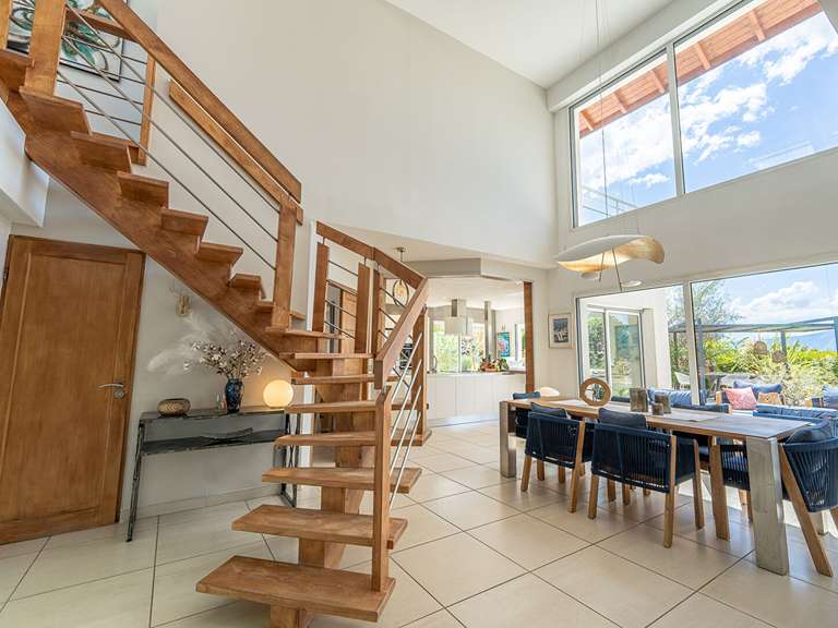 Maison Pugny-Chatenod - 4 chambres - 182m²