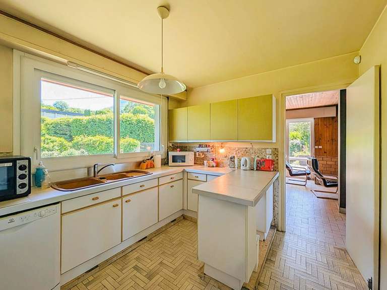 Maison Pugny-Chatenod - 6 chambres - 228m²