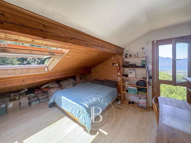 Maison Pugny-Chatenod - 5 chambres - 224m²