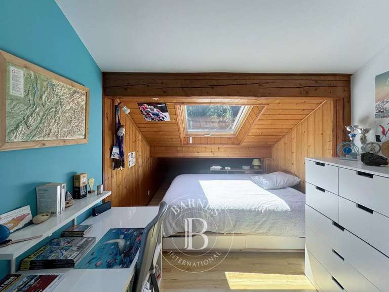 Maison Pugny-Chatenod - 5 chambres - 224m²
