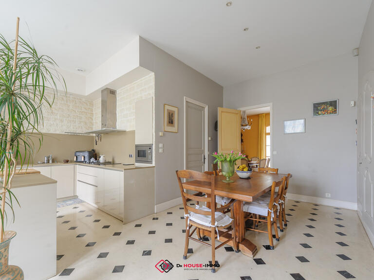 Villa Puilboreau - 3 chambres - 221m²