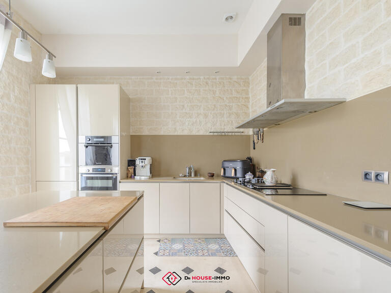 Villa Puilboreau - 3 chambres - 221m²