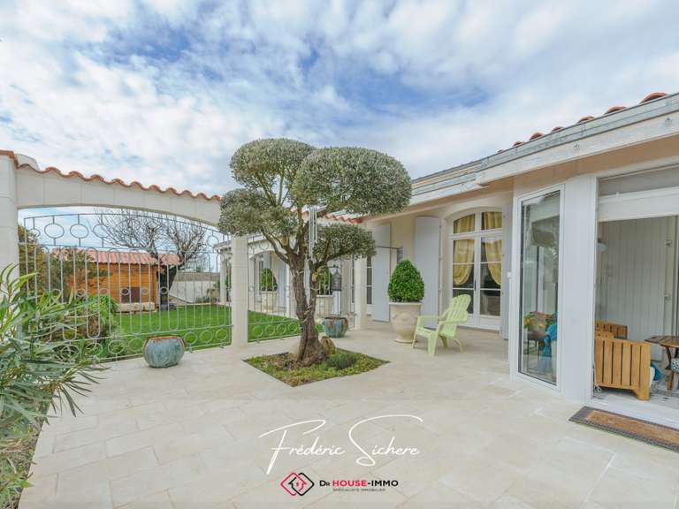Villa Puilboreau - 3 chambres - 221m²
