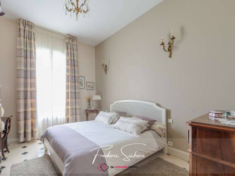 Villa Puilboreau - 3 chambres - 221m²