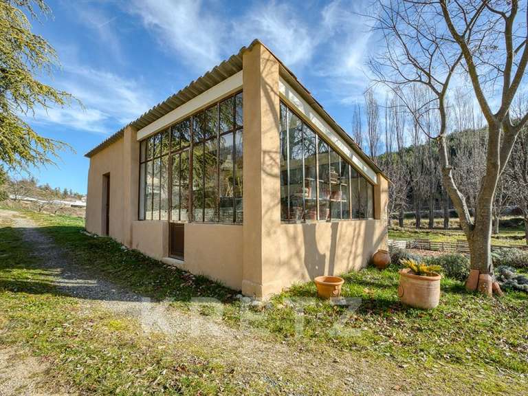 Maison Puimoisson - 11 chambres - 500m²