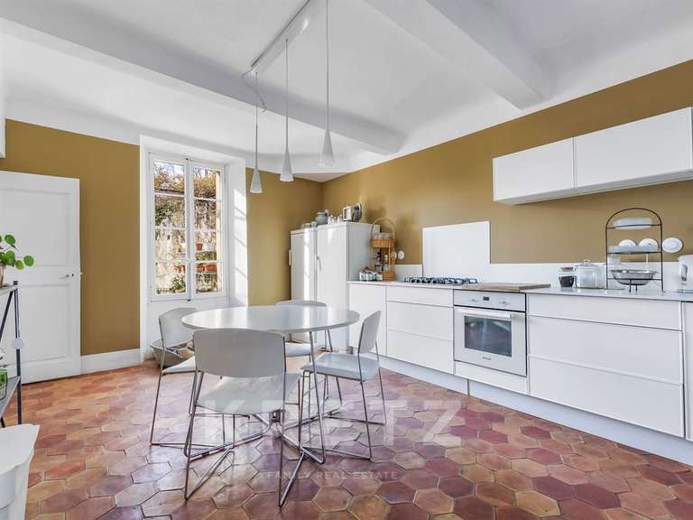 Maison Puimoisson - 11 chambres - 500m²