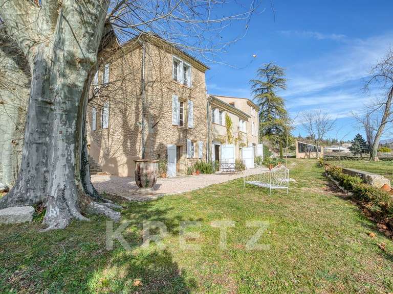 Maison Puimoisson - 11 chambres - 500m²