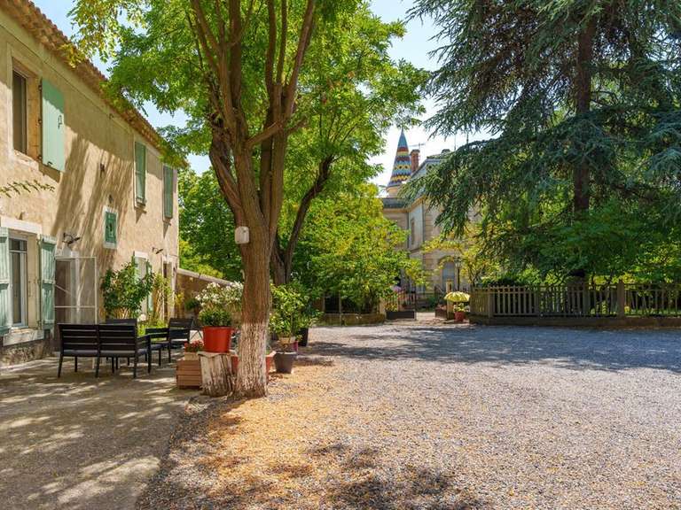 Domaine viticole Puisserguier - 18 chambres - 781m²