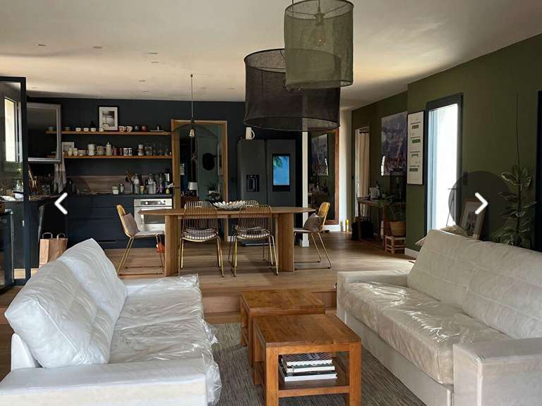 House Pujaut - 3 bedrooms - 147m²