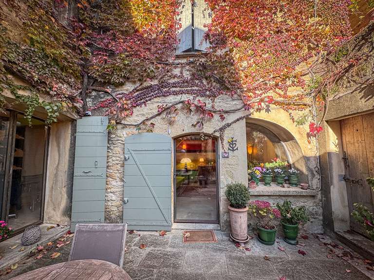 House Pujaut - 5 bedrooms - 155m²