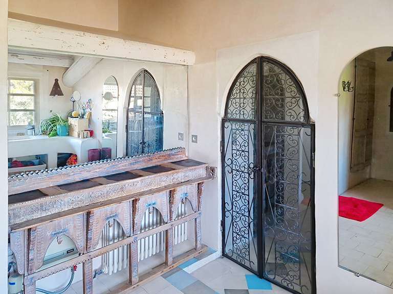 Maison Pujaut - 4 chambres - 313m²