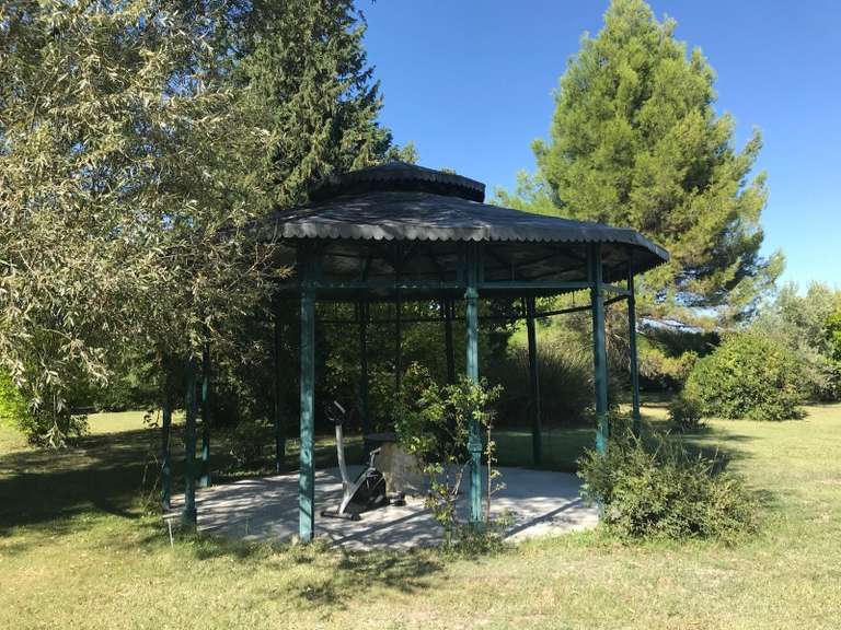 Maison Pujaut - 4 chambres - 313m²