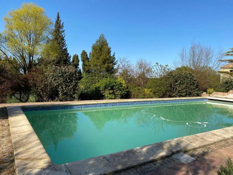 Maison Pujaut - 4 chambres - 313m²