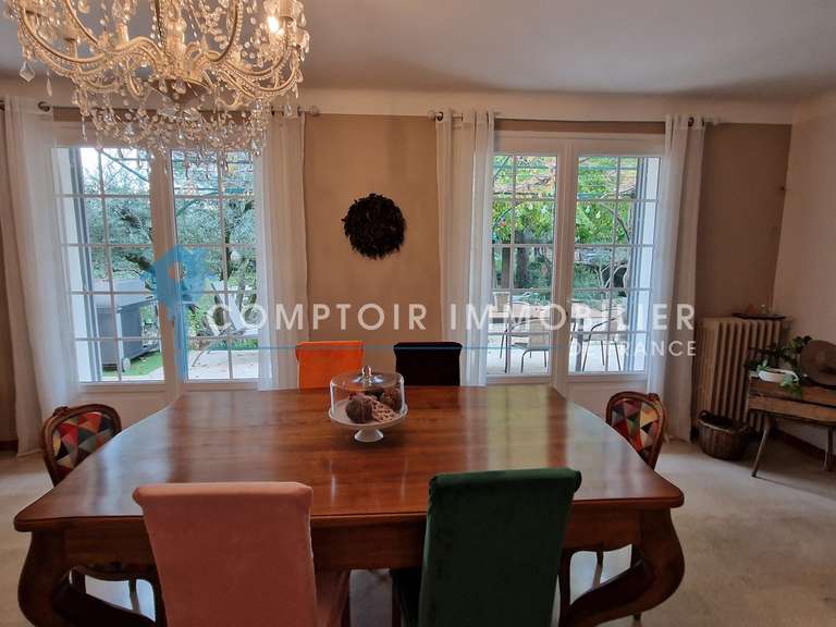 Maison Pujaut - 6 chambres - 244m²