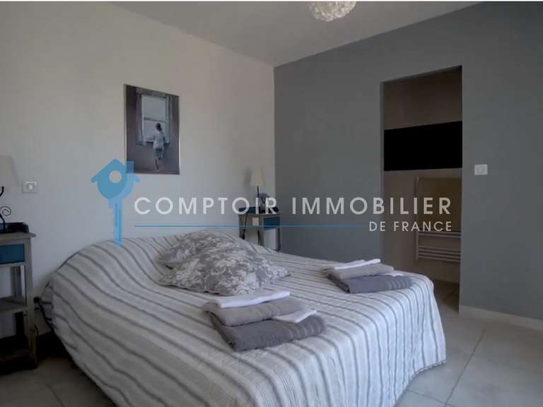 Maison Pujaut - 6 chambres - 244m²