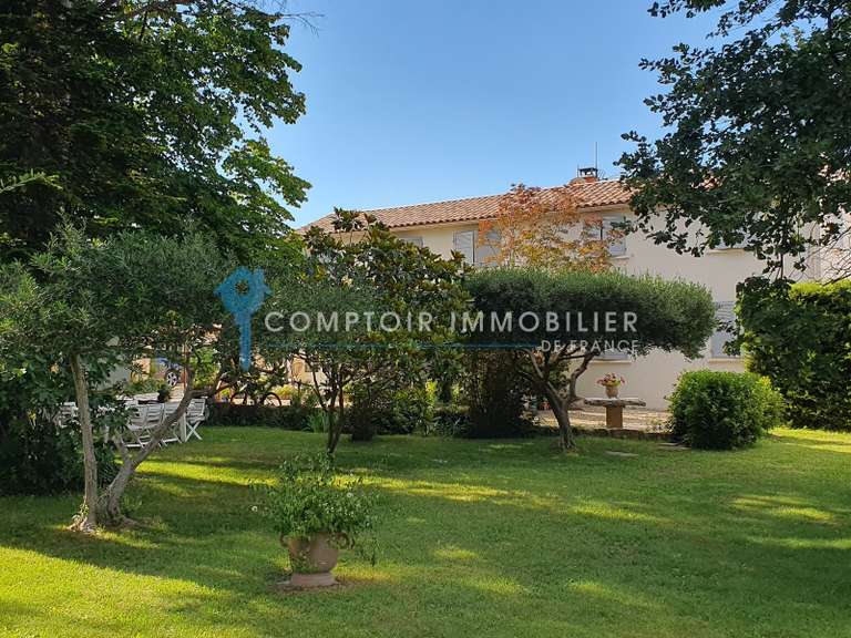 Maison Pujaut - 6 chambres - 244m²