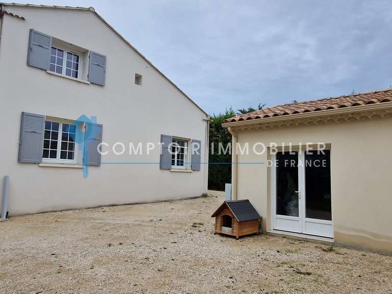 Maison Pujaut - 6 chambres - 244m²