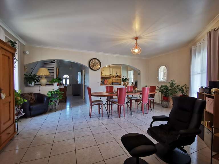 Maison Pujaut - 5 chambres - 151m²