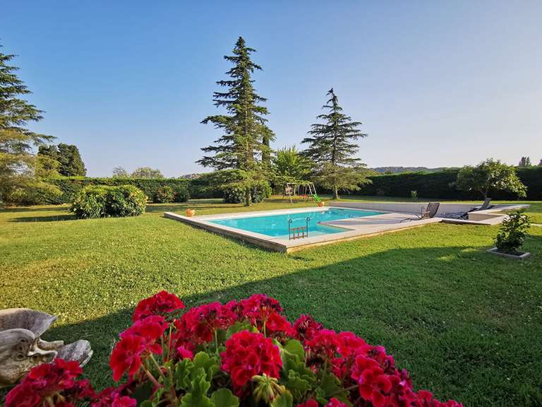 Maison Pujaut - 5 chambres - 151m²