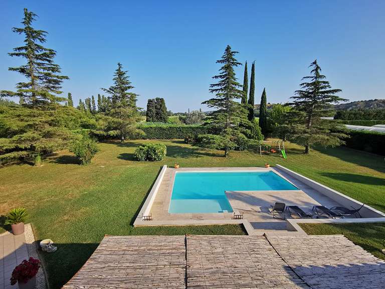 Maison Pujaut - 5 chambres - 151m²