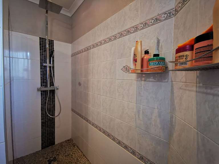 Maison Pujaut - 5 chambres - 151m²