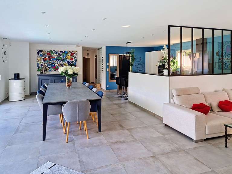 Maison Pujaut - 5 chambres - 203m²