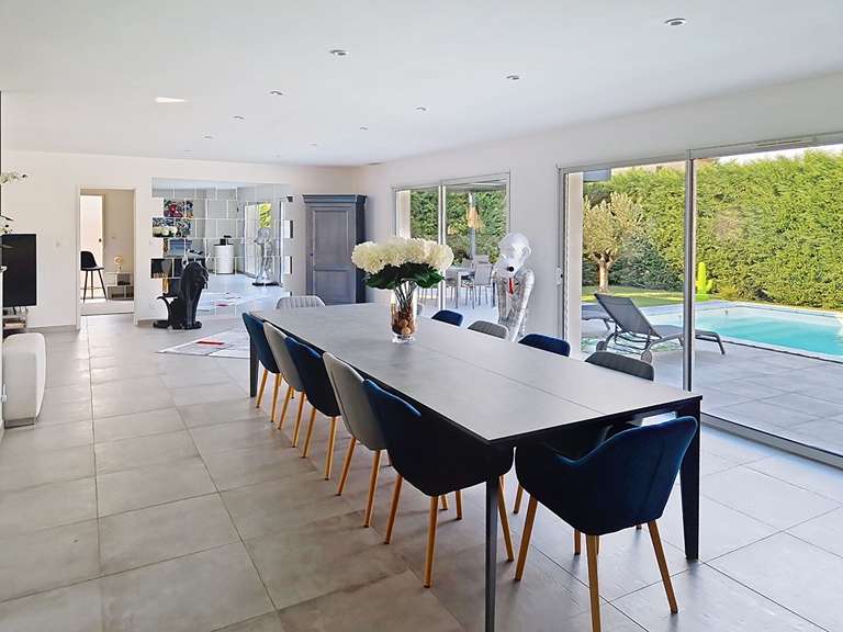 Maison Pujaut - 5 chambres - 203m²