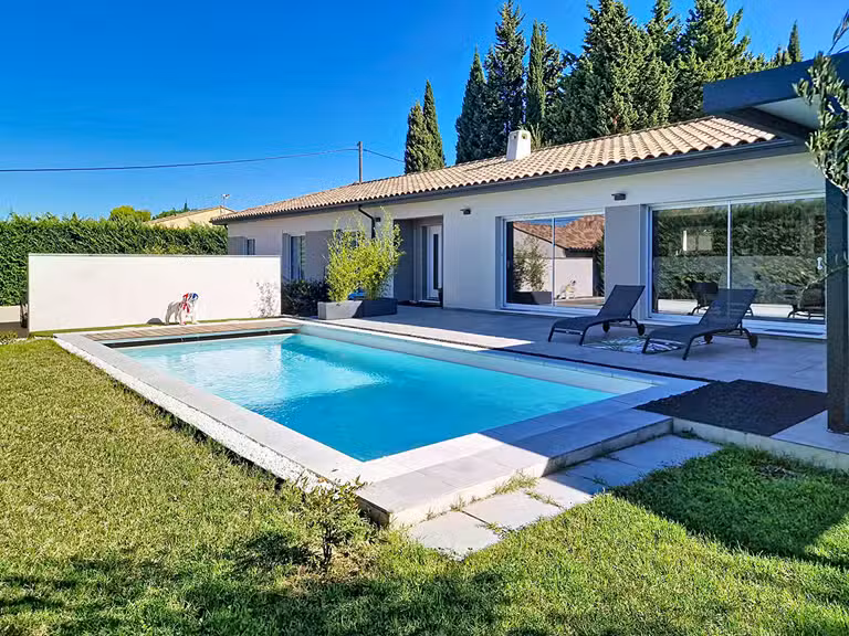 Maison Pujaut - 5 chambres - 203m²