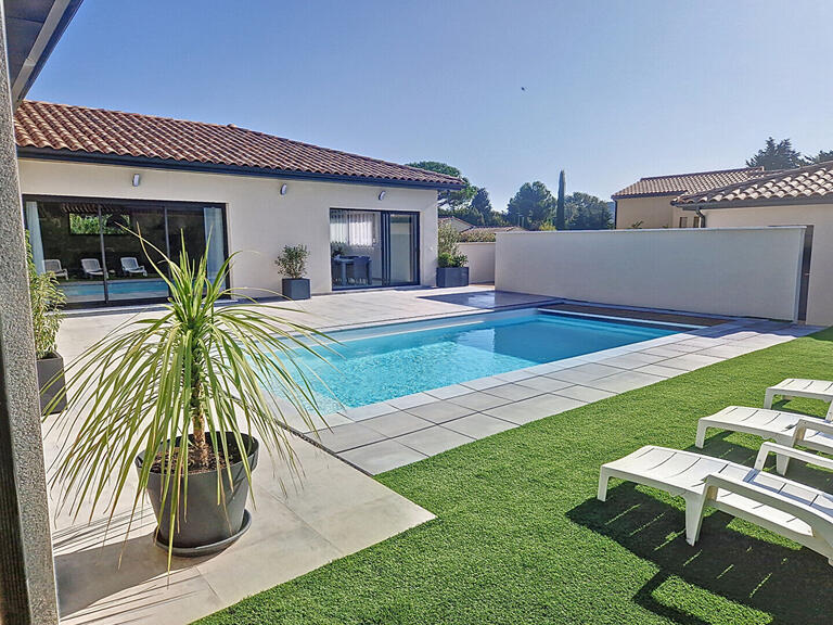 Villa Pujaut - 4 bedrooms - 230m²