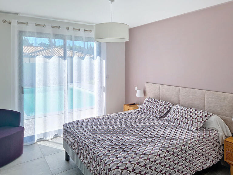 Villa Pujaut - 4 bedrooms - 230m²