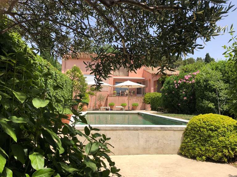 Villa Pujaut - 3 chambres - 162m²