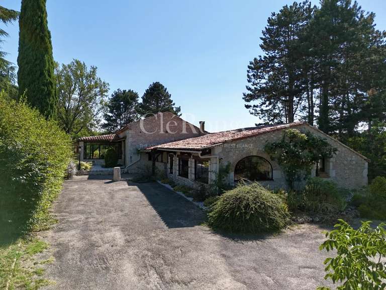 Maison Pujols - 4 chambres - 265m²