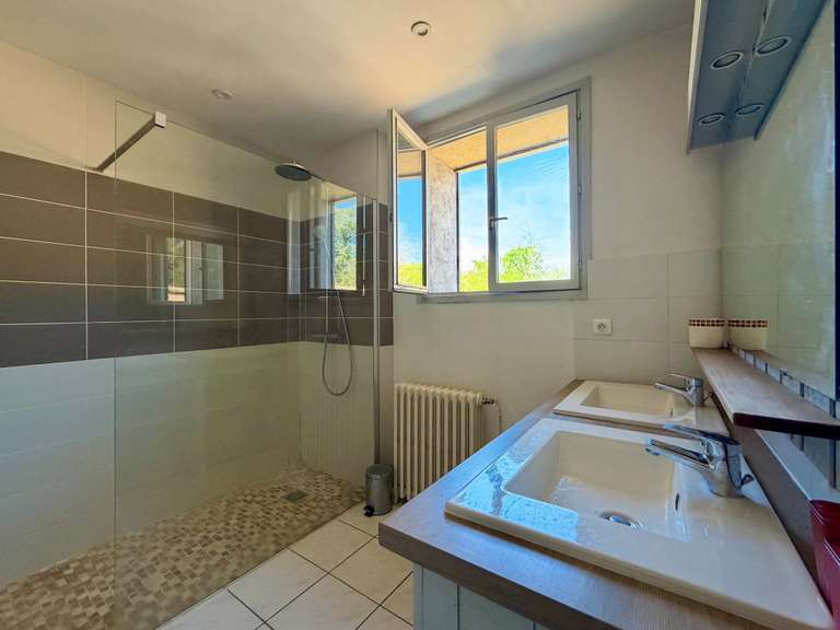 Propriété Pujols-sur-Ciron - 4 chambres - 280m²