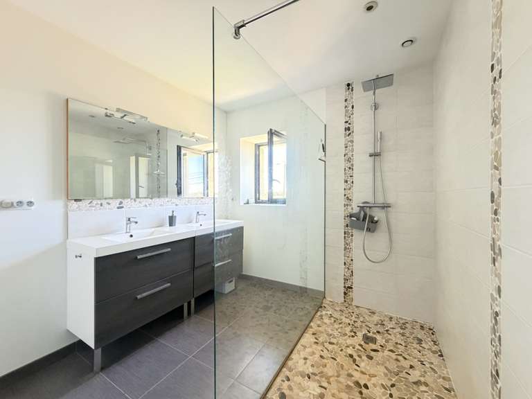 Propriété Pujols-sur-Ciron - 4 chambres - 280m²