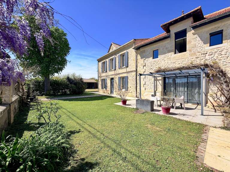 Propriété Pujols-sur-Ciron - 4 chambres - 280m²