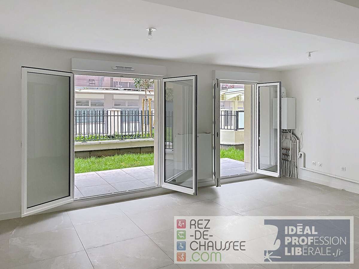 Apartment Puteaux