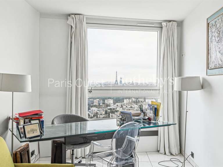 Appartement Puteaux - 3 chambres - 145m²