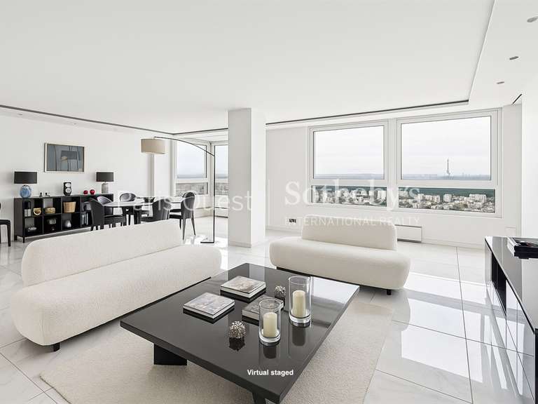 Appartement Puteaux - 3 chambres - 145m²
