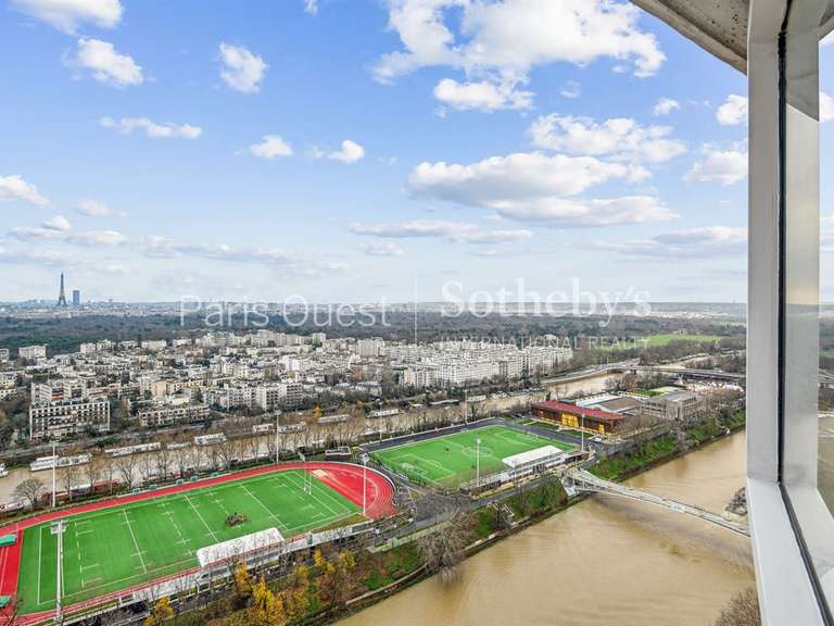 Appartement Puteaux - 3 chambres - 145m²
