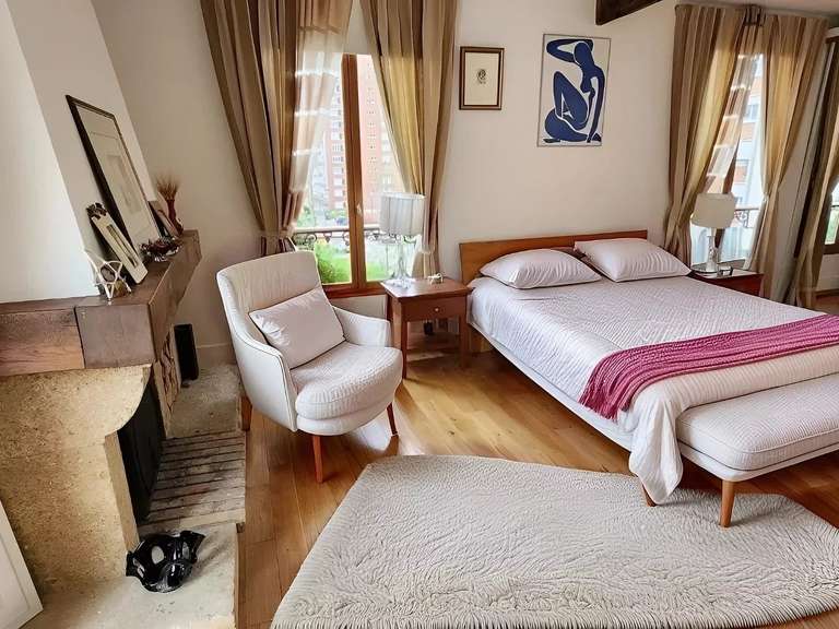 House Puteaux - 7 bedrooms - 350m²