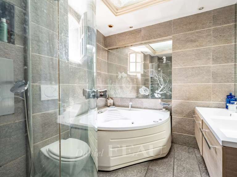 Maison Puteaux - 4 chambres - 205m²