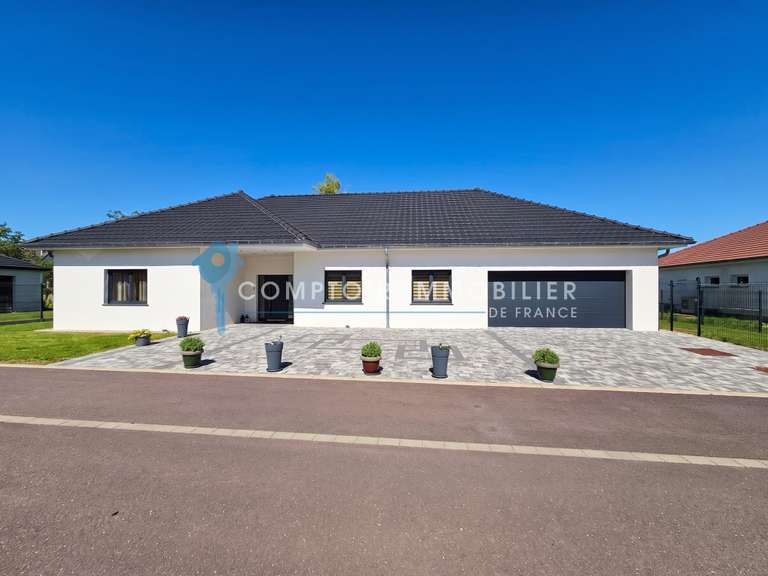 Villa Puttelange-aux-Lacs - 3 chambres - 136m²