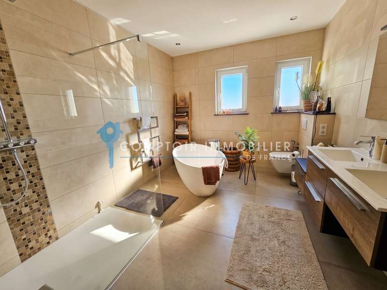 Villa Puttelange-aux-Lacs - 3 chambres - 136m²