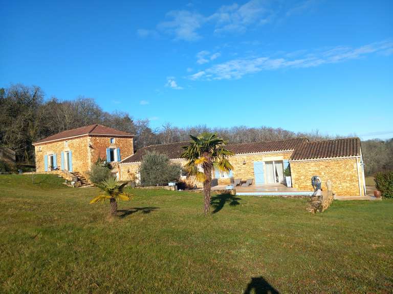 Maison Puy-l'Évêque - 3 chambres - 200m²