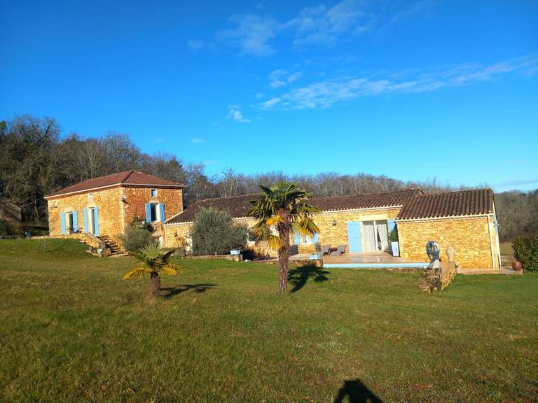 House Puy-l'Évêque - 3 bedrooms - 200m²