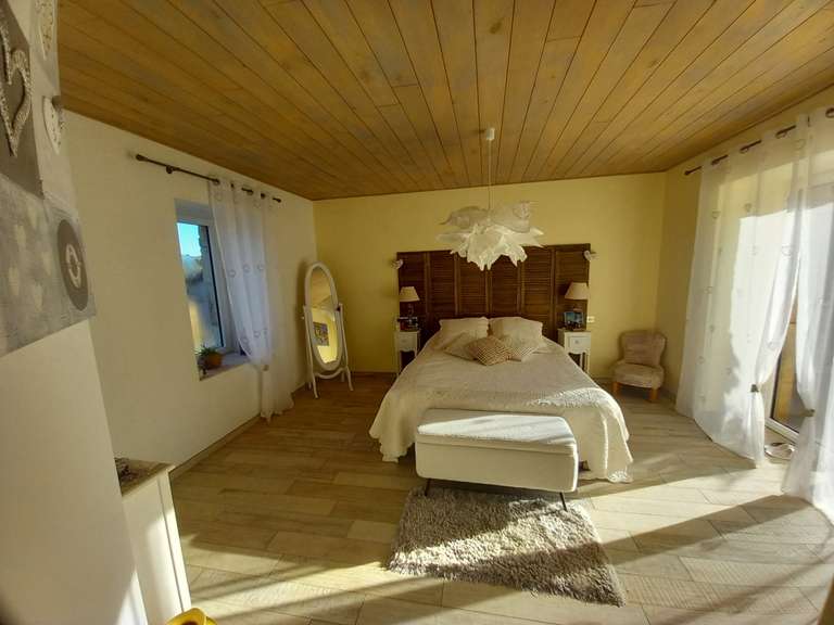 Maison Puy-l'Évêque - 3 chambres - 200m²