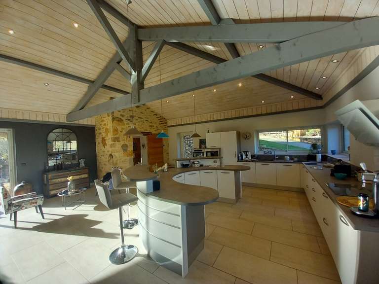 Maison Puy-l'Évêque - 3 chambres - 200m²