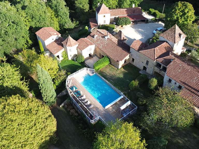 House Puy-l'Évêque - 13 bedrooms - 708m²