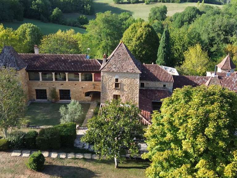 House Puy-l'Évêque - 13 bedrooms - 708m²