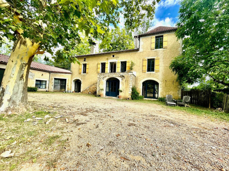 Sale Property Puy-l'Évêque - 6 bedrooms